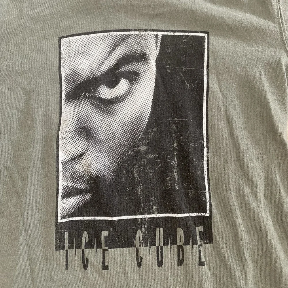 Cotton On Kids Ice Cube Graphic T-Shirt Kids Size 4 Olive Green Long Sleeve
